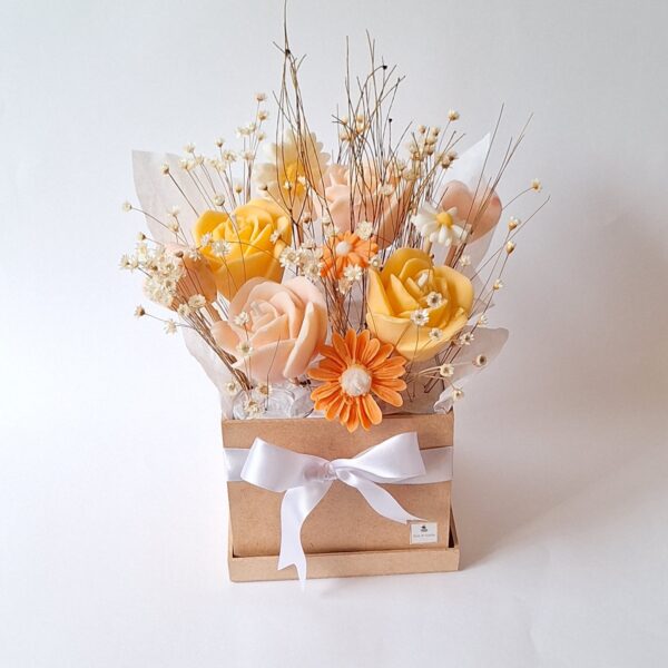 Buquê de Velas Aromáticas Artesanal - Image 4