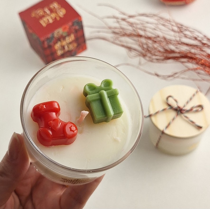 Vela Aromática de Natal Decorada 90g - Imagem 6